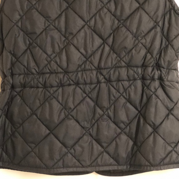 Ladies Quilted Gap Vest - Picture 5 of 5